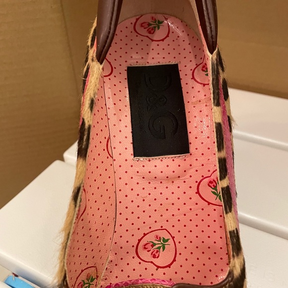 VINTAGE DOLCE AND GABBANA leopard print bootie - Picture 7 of 10